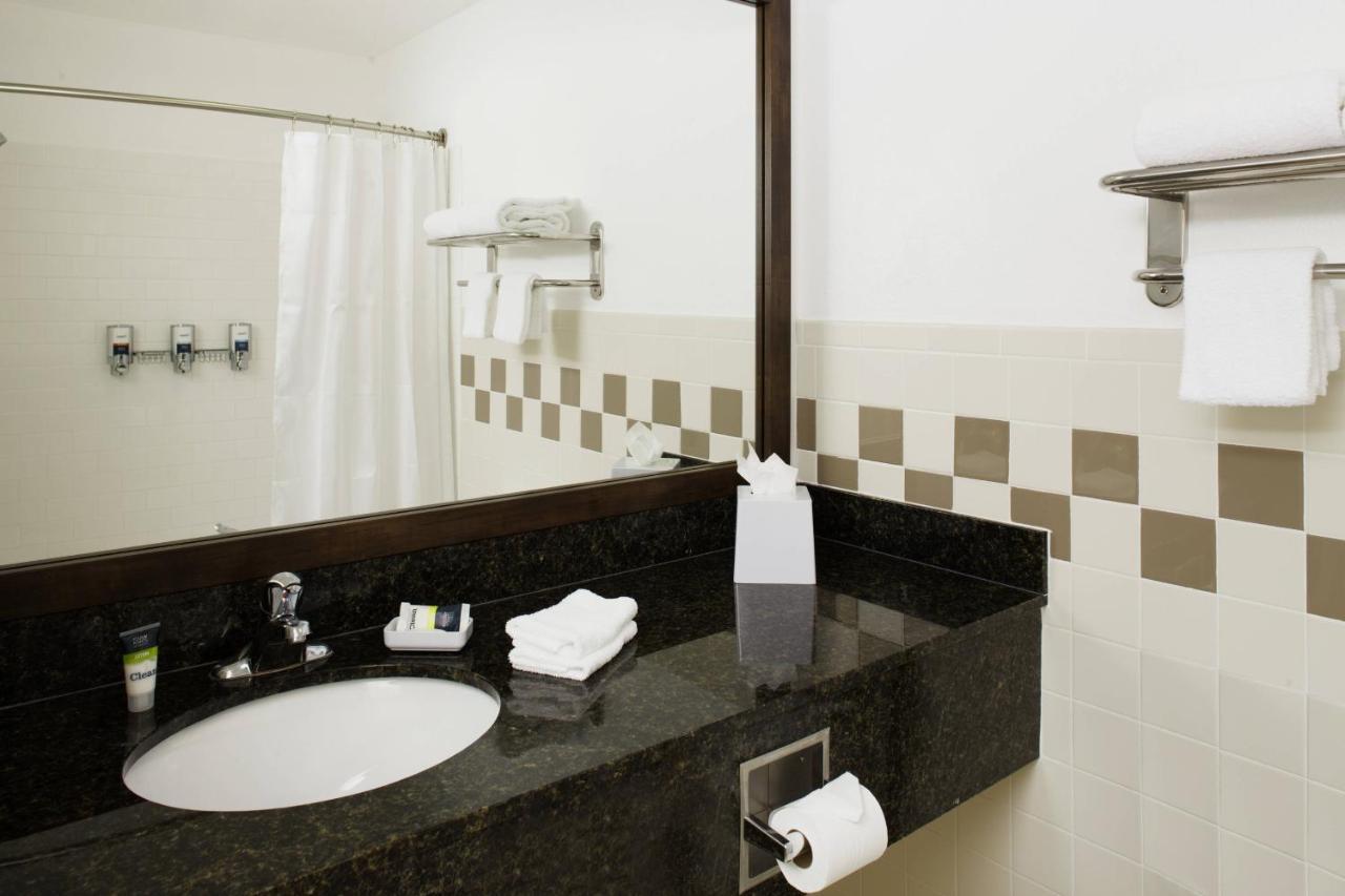 Four Points By Sheraton Fort Myers Airport Exteriér fotografie